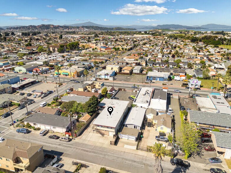 More Photos Of 1937 Powell St, San Pablo Apartments For Sale