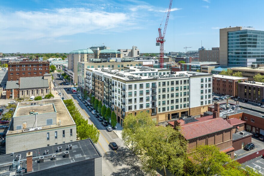 More Photos Of 265 E State St, Columbus Apartments For Lease