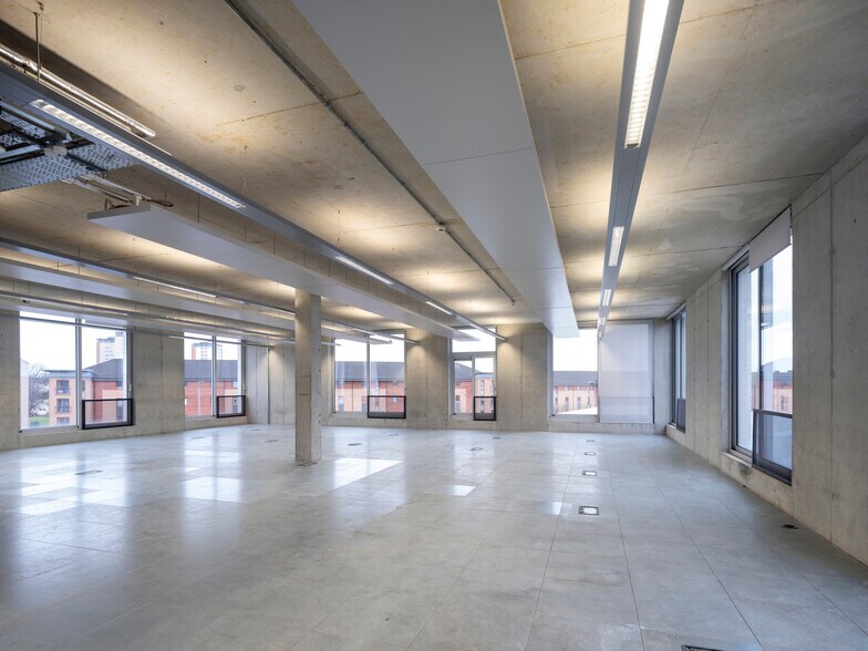 More Photos Of 360 N Coit St, Florence Flex For Lease