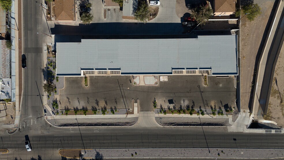 More Photos Of 5888 Doniphan Dr, El Paso General Retail For Sale