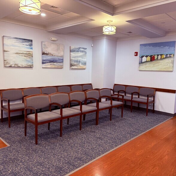 Primary Photo Of 2 Lan Drive 2nd Floor, Westford Healthcare For Lease