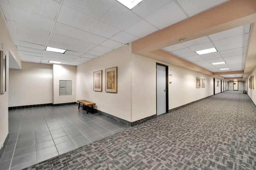 More Photos Of 9535 Reseda Blvd, Northridge Medical For Lease