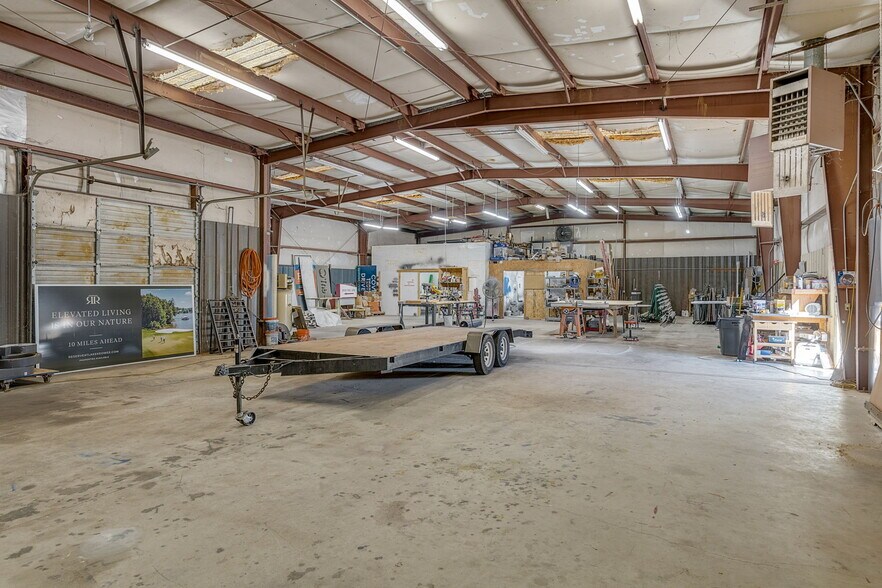 More Photos Of 503 S Old Piedmont Hwy, Greenville Warehouse For Lease