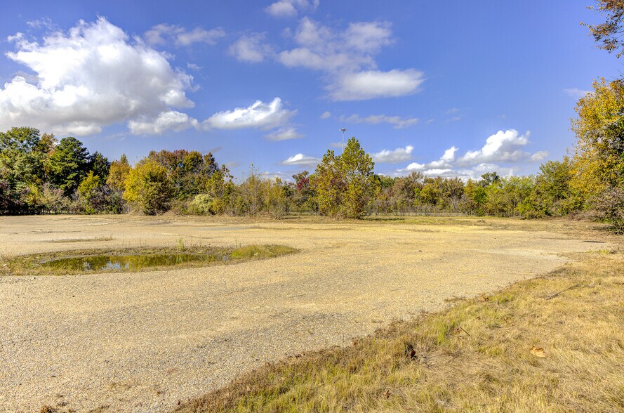 More Photos Of 3955 Clay St, Vicksburg Land For Sale