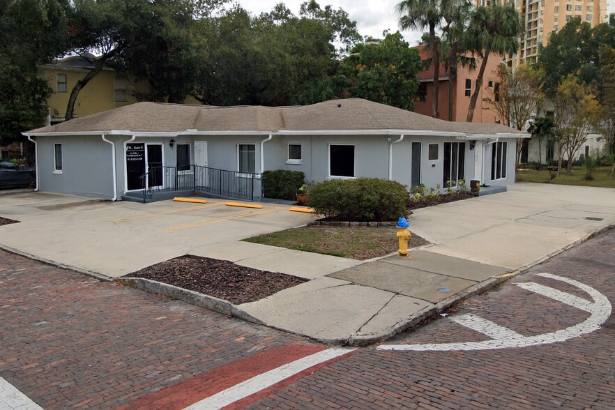 Primary Photo Of 306 S Plant Ave, Tampa Office For Sale