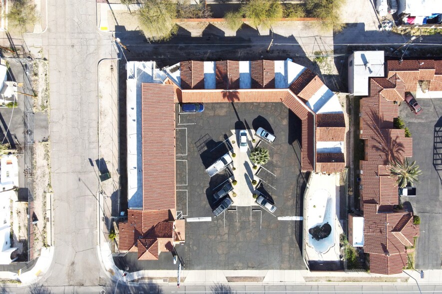 Primary Photo Of 1650 N Oracle Rd, Tucson Hotel For Sale