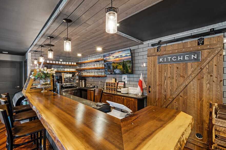 More Photos Of 269 Main St, Hackettstown Storefront Retail Office For Lease