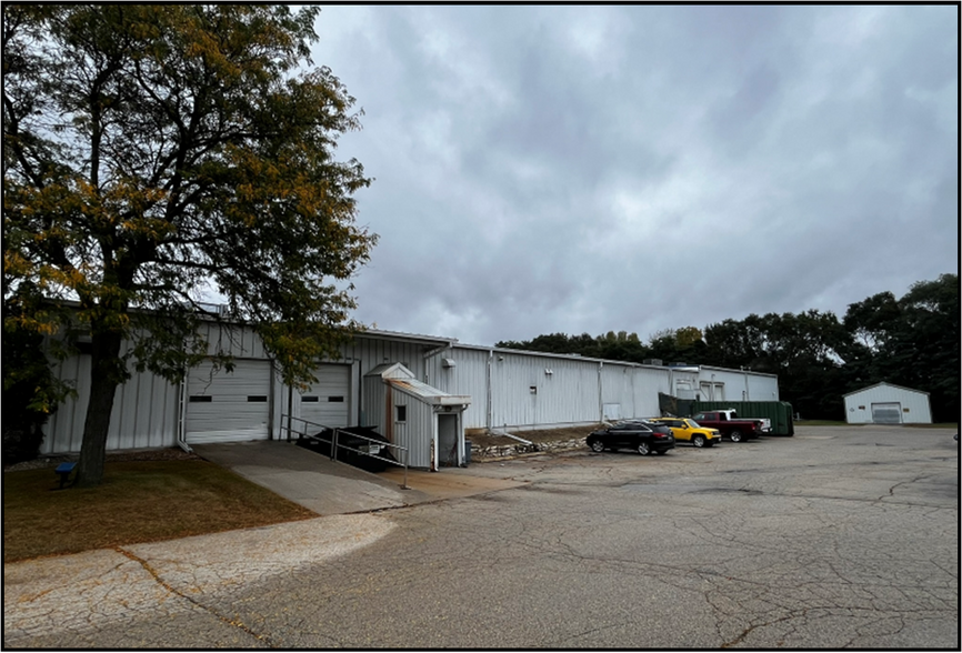 More Photos Of 2030 Young St, East Troy Manufacturing For Sale