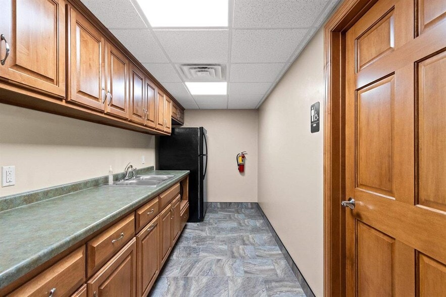 More Photos Of 4030 Champeau Rd, New Franken Warehouse For Sale