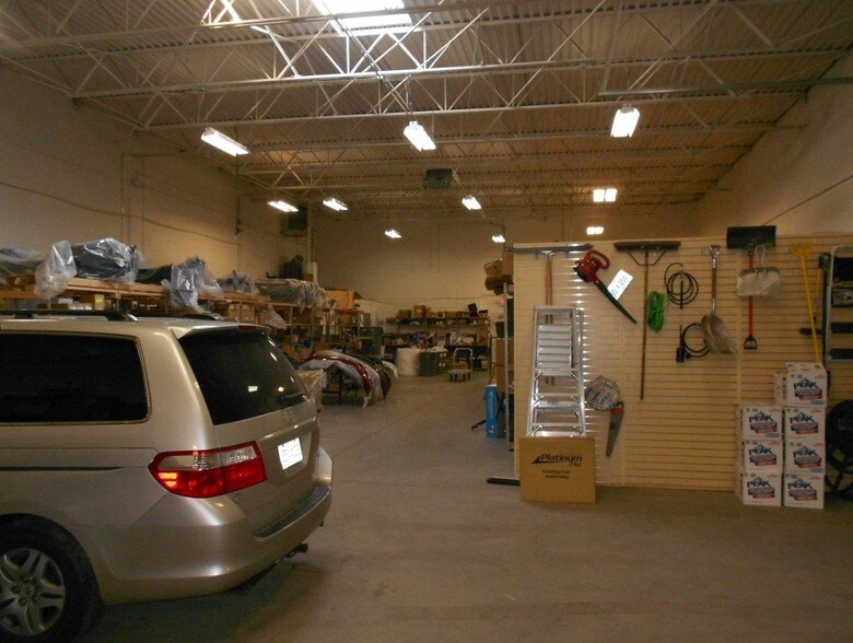 More Photos Of 25715-25737 Meadowbrook Rd, Novi Warehouse For Sale