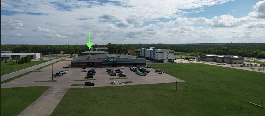 Primary Photo Of 3014 W Main St, Jenks Freestanding For Lease