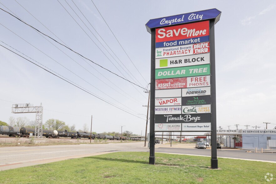 More Photos Of 4227-4289 Southwest Blvd, Tulsa Unknown For Lease