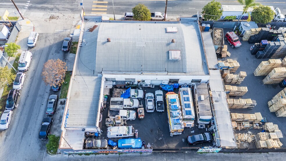 More Photos Of 3100 E Olympic Blvd, Los Angeles Manufacturing For Sale