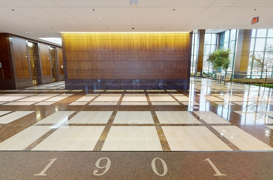 Primary Photo Of 1901 Butterfield Rd, Downers Grove Office For Lease