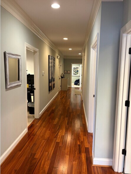 More Photos Of 223 Bulifants Blvd, Williamsburg Medical For Lease