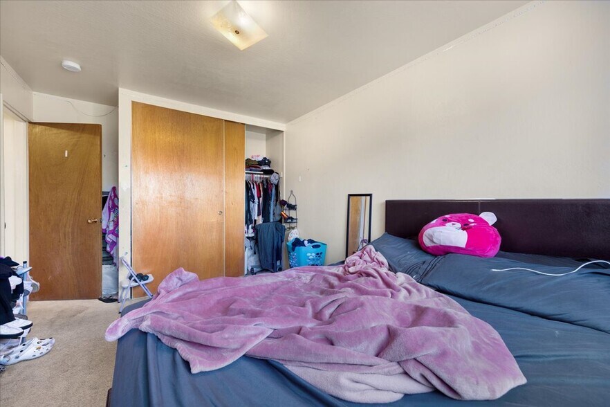 More Photos Of 236 Haas Ave, San Leandro Apartments For Sale