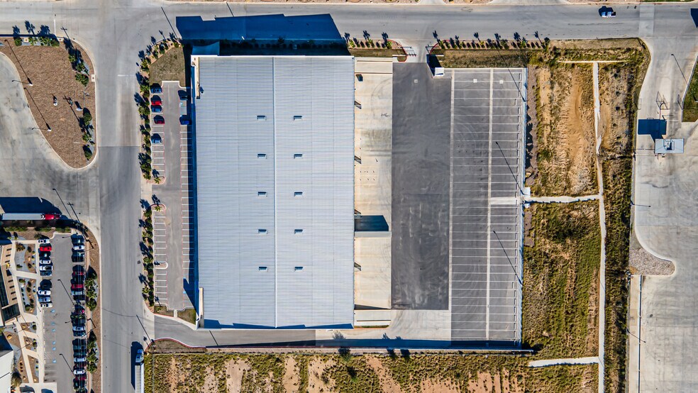 More Photos Of 901 Nicolas D Hachar Rd, Laredo Warehouse For Lease