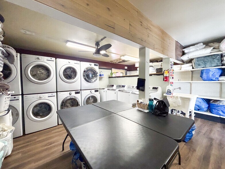 More Photos Of 41312 Big Bear Blvd, Big Bear Lake General Retail For Sale