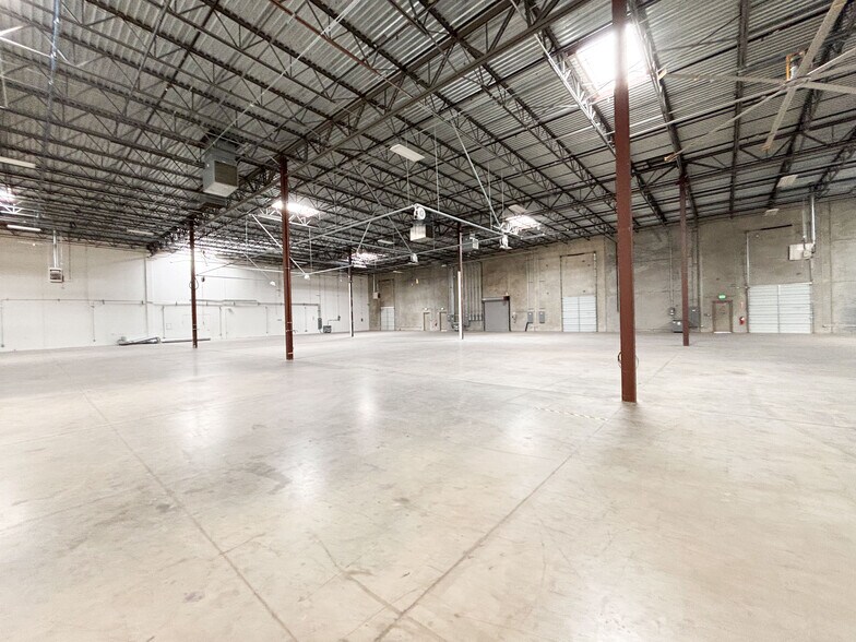 More Photos Of 6301 E Stassney Ln, Austin Manufacturing For Lease