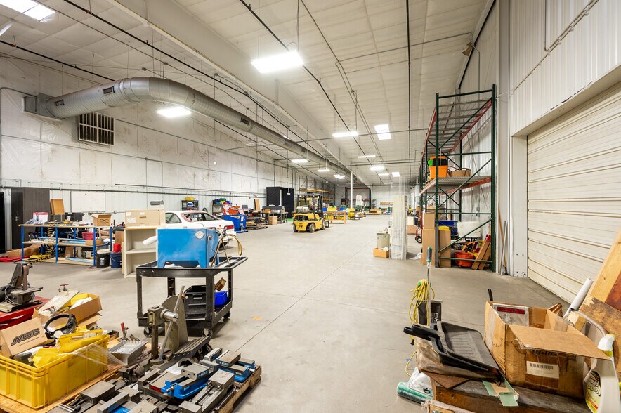 More Photos Of 1151-1155 Biscayne Dr, Concord Light Distribution For Sale