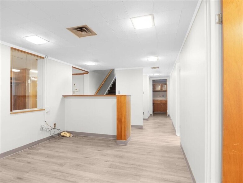 More Photos Of 5973 Walworth Rd, Ontario Medical For Sale