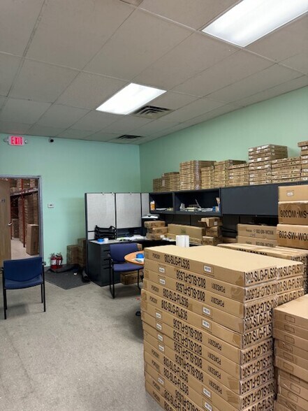 More Photos Of 364 Swanton Rd, St. Albans Town General Retail For Sale