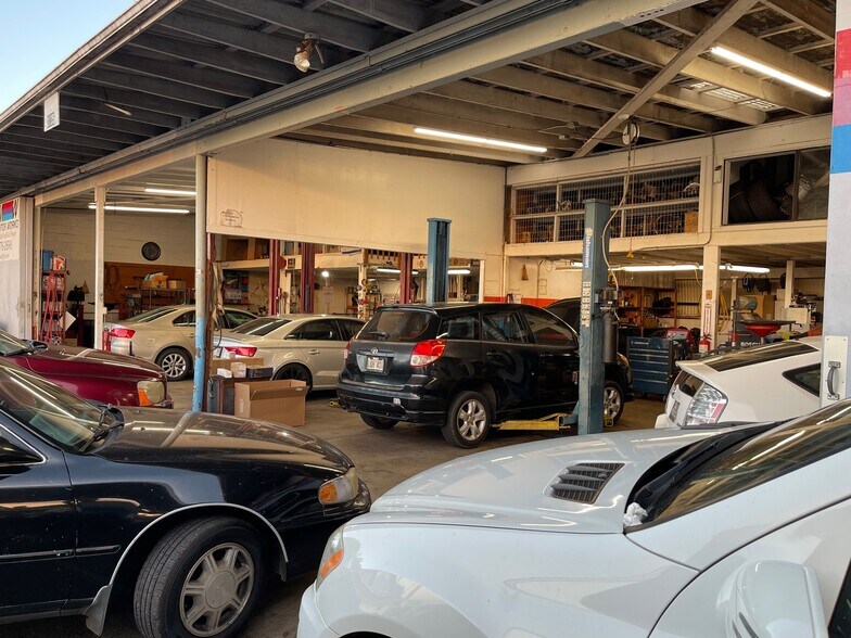 More Photos Of 3135 Lower Kula Rd, Kula Storefront Retail Office For Sale