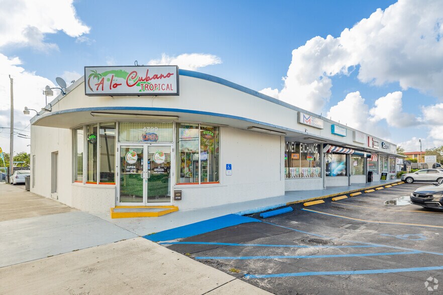 More Photos Of 4751-4799 Palm Ave, Hialeah Storefront Retail Office For Lease