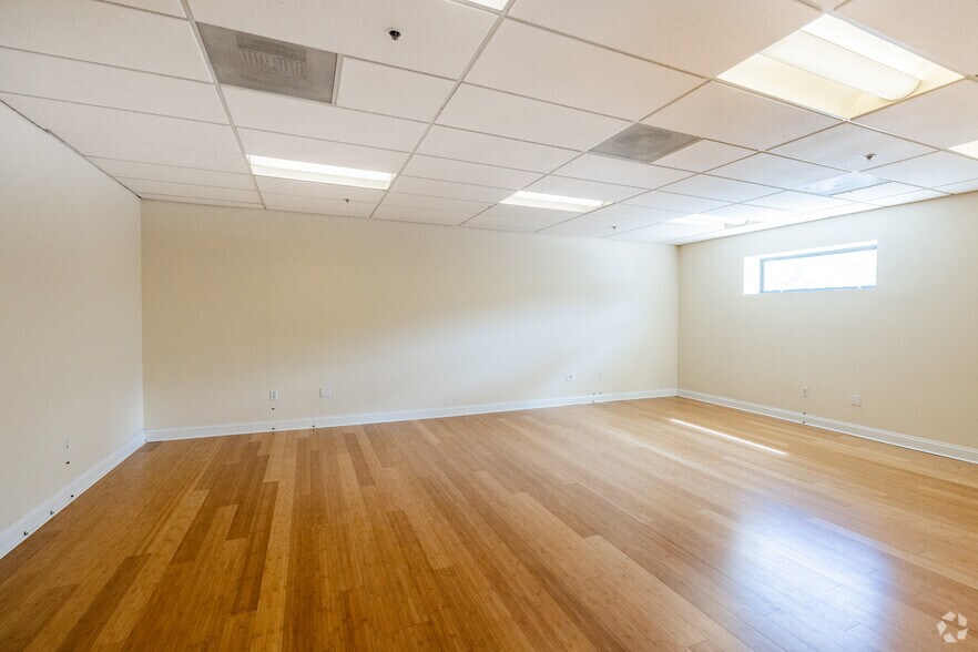 More Photos Of 44 Gough St, San Francisco Office Residential For Lease