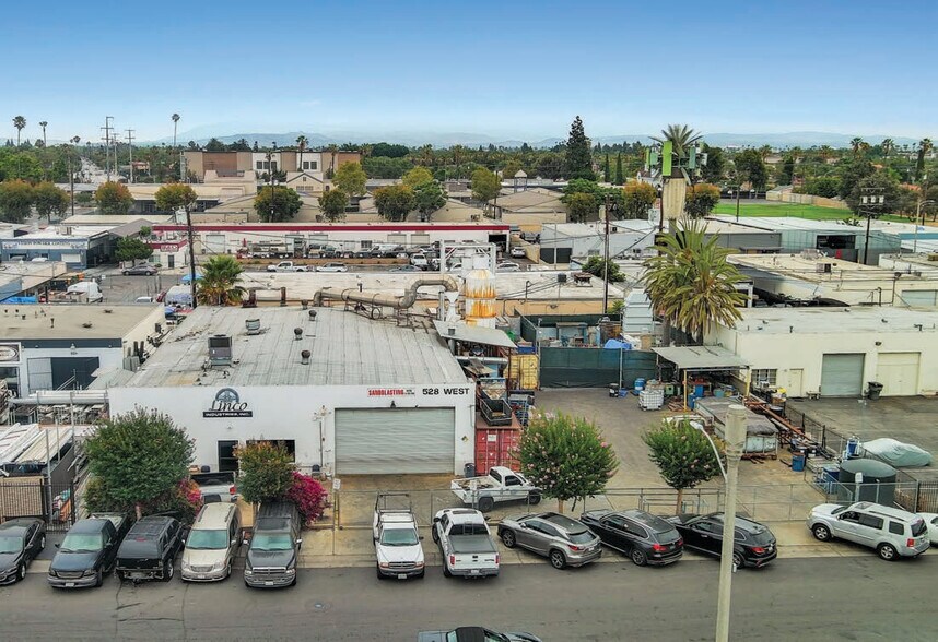 More Photos Of 528 W Central Park Ave, Anaheim Warehouse For Sale