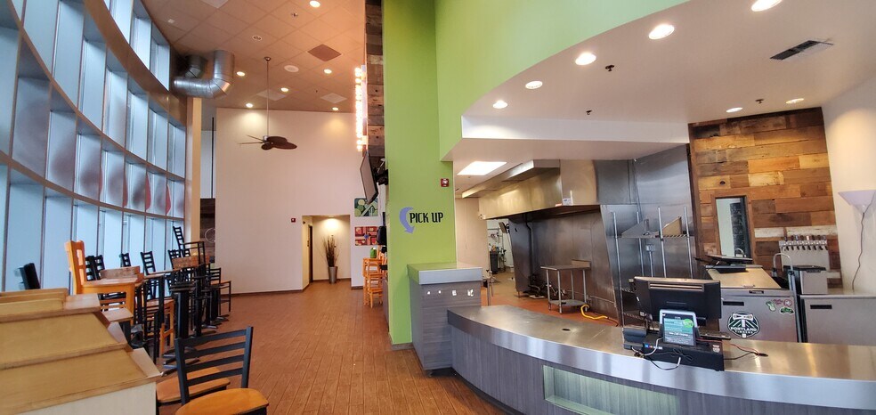 More Photos Of 1926 W Burnside, Portland Apartments For Lease