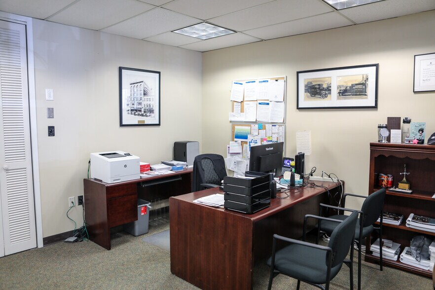 More Photos Of 2297 Main St East, Snellville Freestanding For Sale