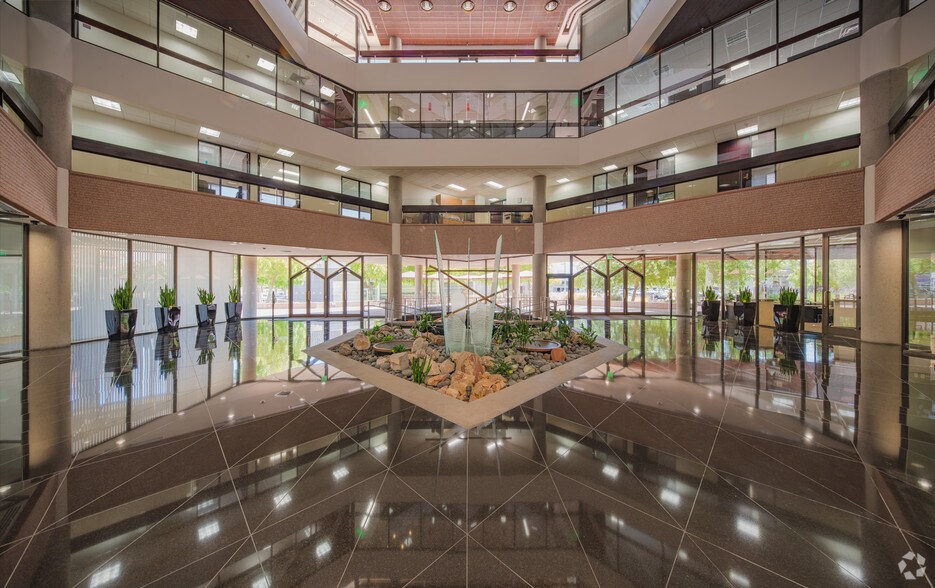 More Photos Of 3636 N Central Ave, Phoenix Office For Lease