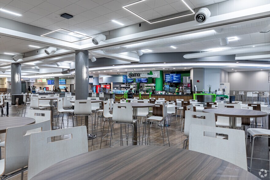 More Photos Of 90 State House Sq, Hartford Unknown For Sale