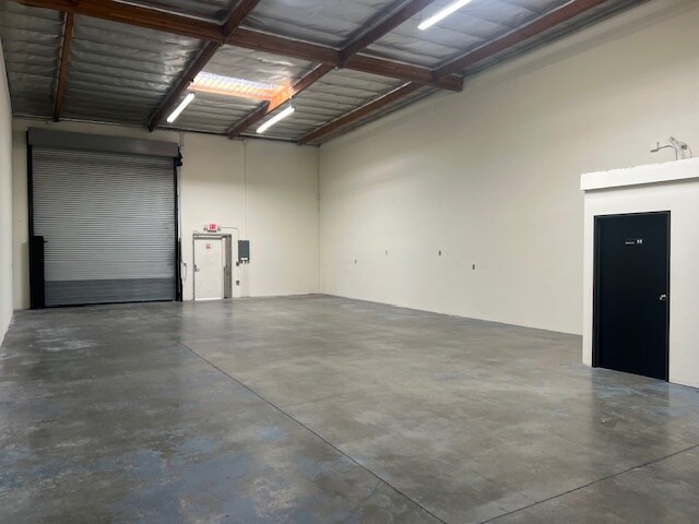 More Photos Of 10601-10625 E Rush St, South El Monte Flex For Lease