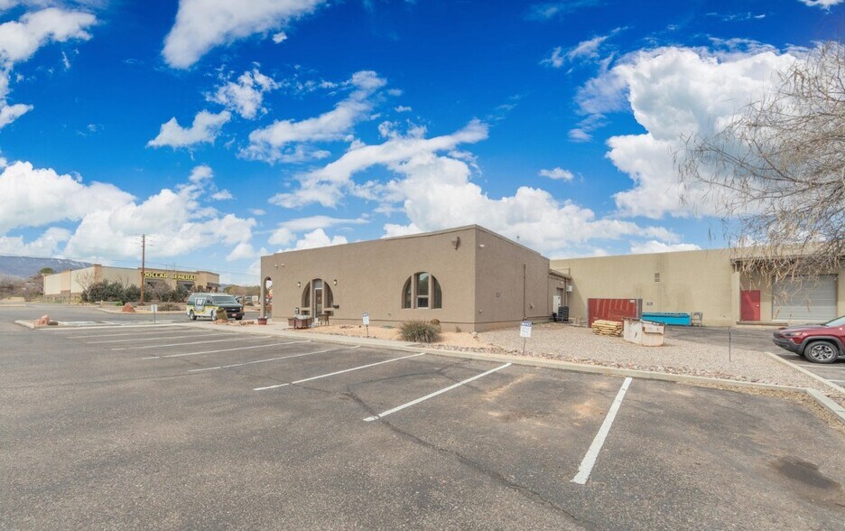 More Photos Of 415 S Main St, Cottonwood Storefront Retail Office For Sale