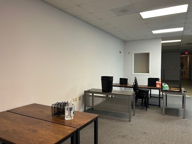 More Photos Of 790-824 Main St, Milford Unknown For Lease