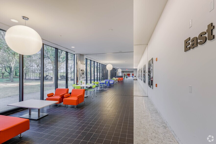 More Photos Of 4350 Northern Pike, Monroeville Office Residential For Lease