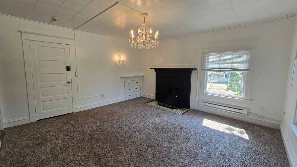 More Photos Of 927 S Adams St, Spokane Apartments For Sale