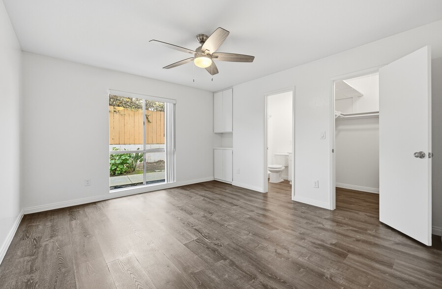 More Photos Of 5005 Diane Ave, San Diego Apartments For Sale