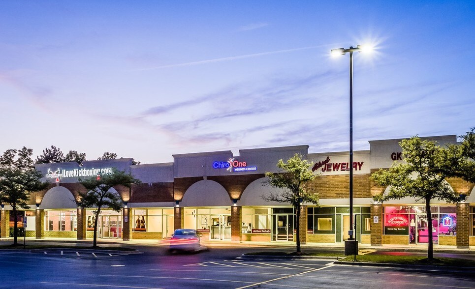 More Photos Of 1-45 Huntington Ln, Wheeling Unknown For Lease