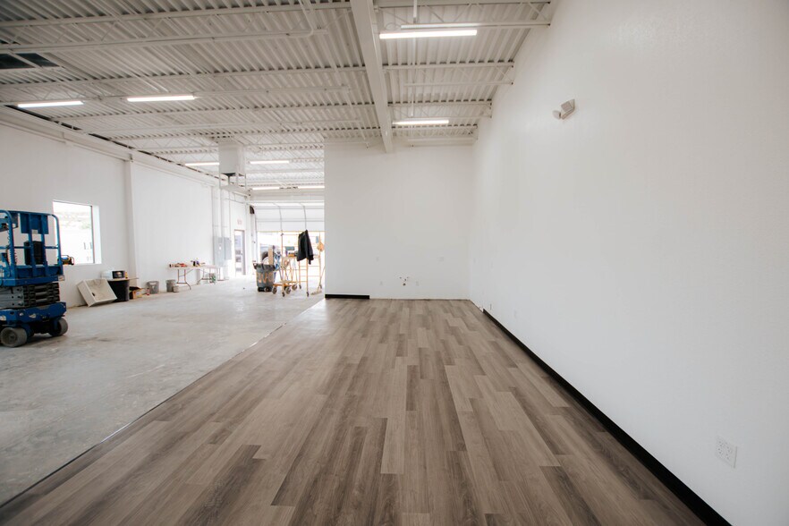 More Photos Of 160 Alto Mesa dr, El Paso Healthcare For Lease