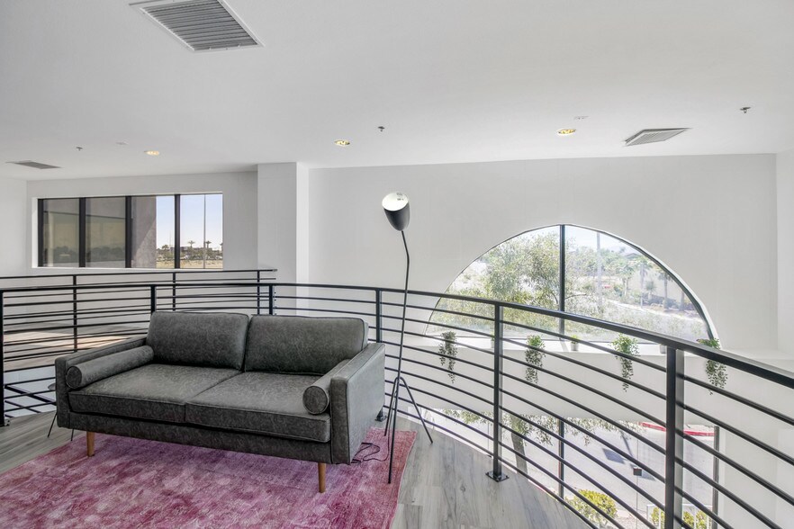 More Photos Of 4245 S Grand Canyon Dr, Las Vegas General Retail For Lease