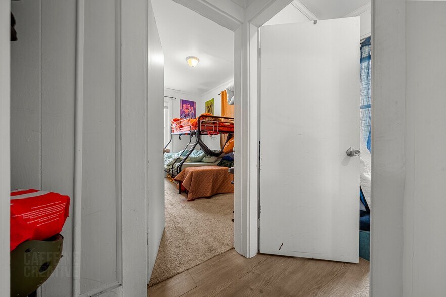 More Photos Of 15 South St, Freeport Apartments For Sale