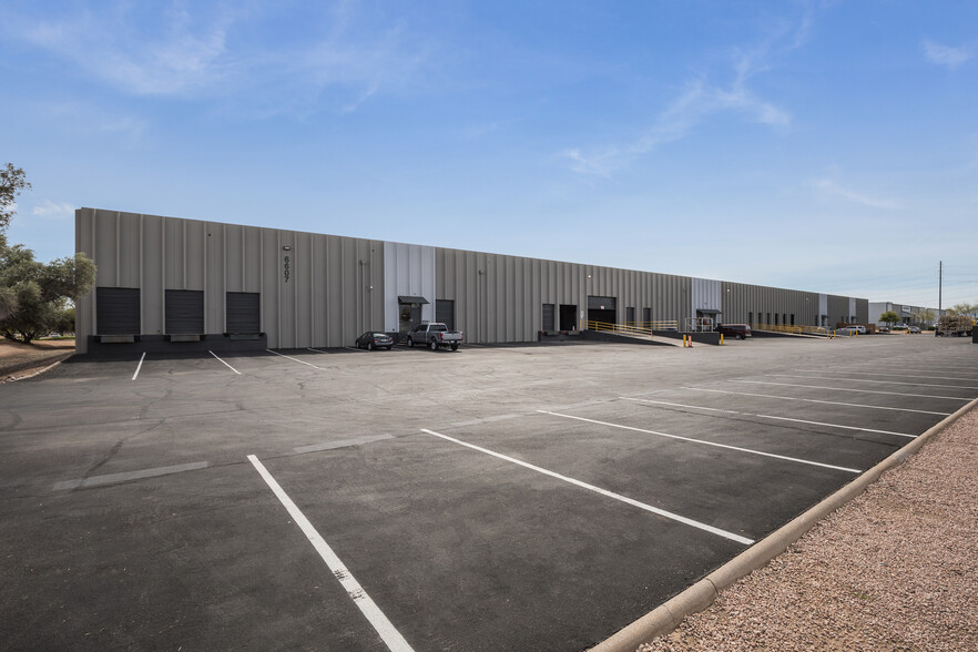 Primary Photo Of 6607 W Boston St, Chandler Distribution For Lease