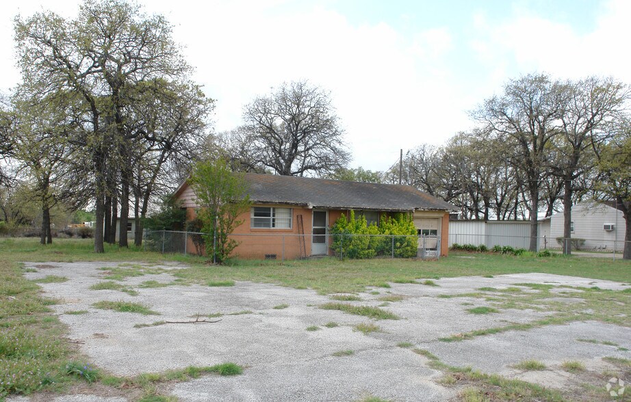 More Photos Of 1118 E State Highway 121, Lewisville Land For Sale