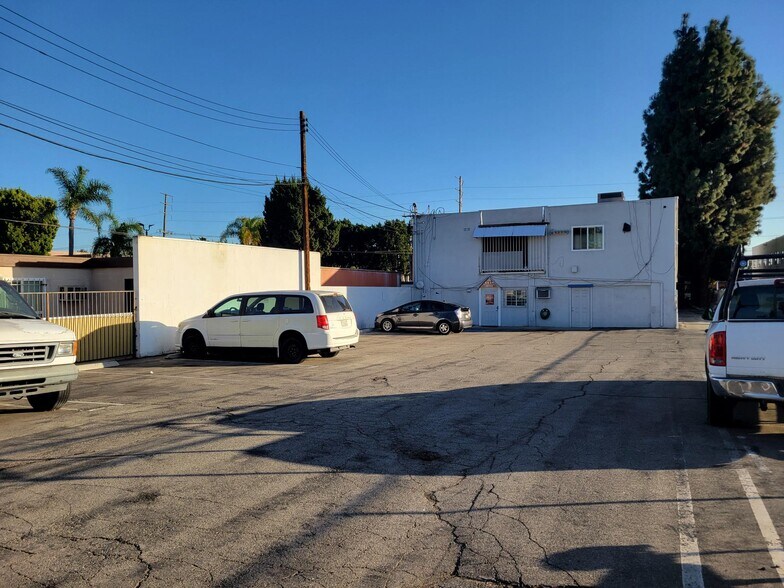 More Photos Of 1807 W Katella Ave, Anaheim Office For Sale