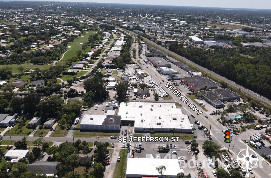 More Photos Of 3601 SE Dixie Hwy, Stuart Warehouse For Sale