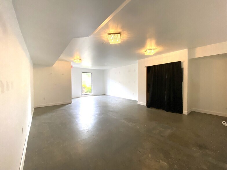 More Photos Of 450 Interchange Rd, Lehighton Office For Lease