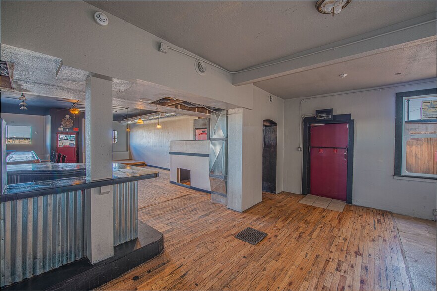 More Photos Of 901 E C St, Pueblo Storefront Retail Residential For Sale